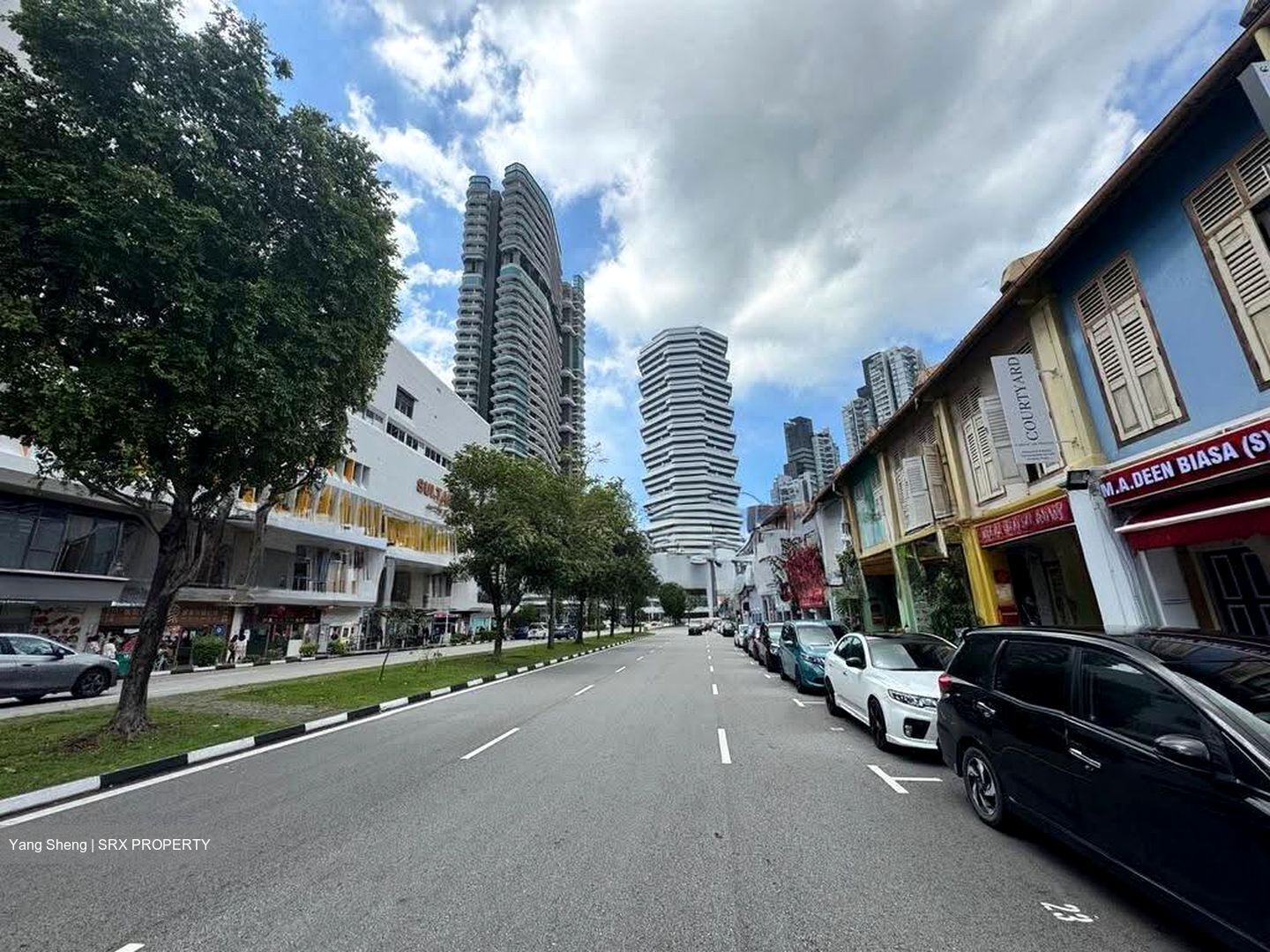 Beach Road (D7), Retail #627449651